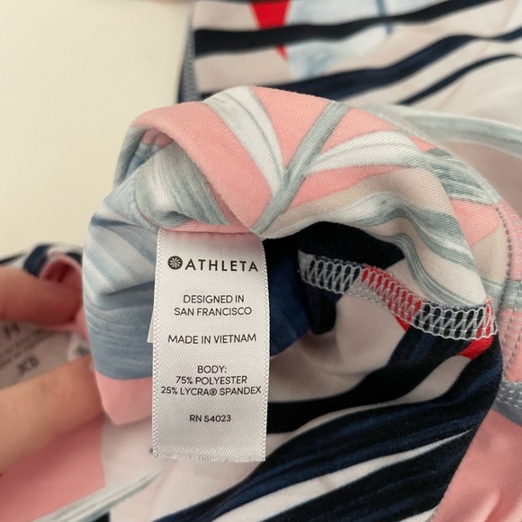 Athleta tropical print pink navy & white leggings size XS 7/8 length - Picture 4 of 5